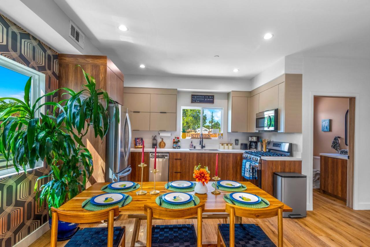 Stylish Sherman Oaks Townhouse 3Bed + 3.5Bath All Master Suites لوس أنجلوس المظهر الخارجي الصورة