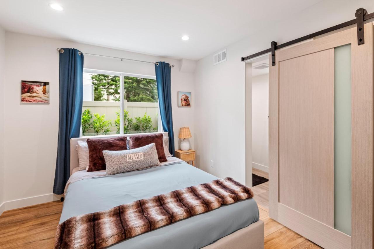 Stylish Sherman Oaks Townhouse 3Bed + 3.5Bath All Master Suites لوس أنجلوس المظهر الخارجي الصورة