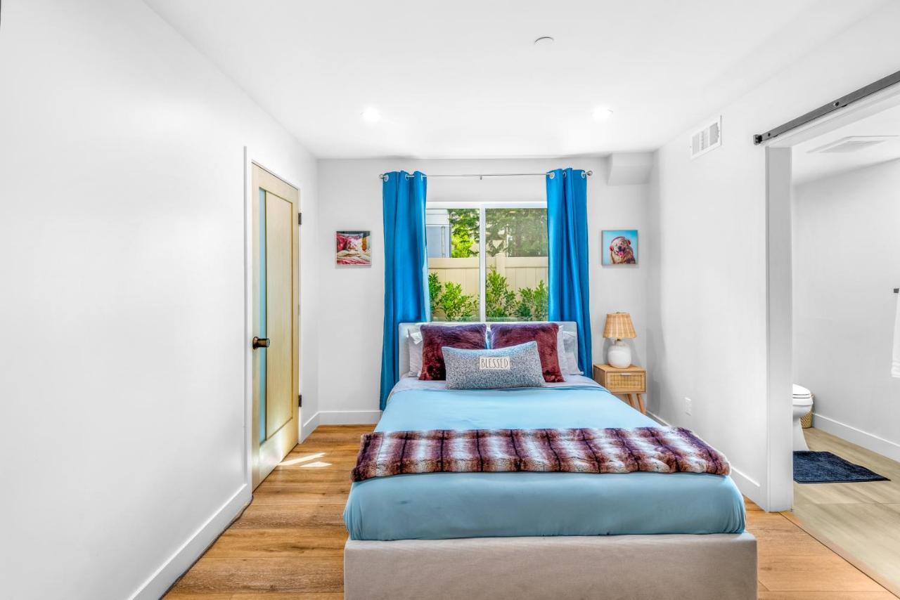 Stylish Sherman Oaks Townhouse 3Bed + 3.5Bath All Master Suites لوس أنجلوس المظهر الخارجي الصورة
